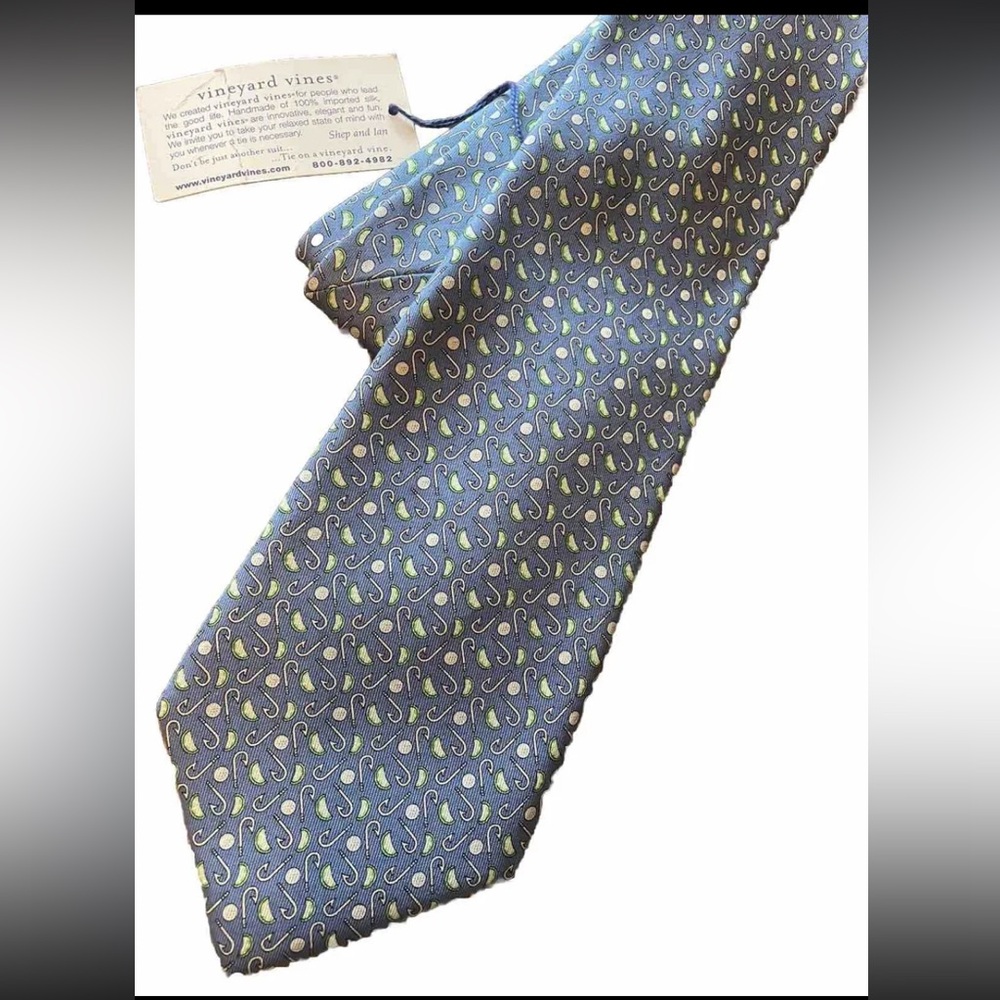 Vineyard Vines Men’s Silk Tie NWT Fish Hooks Golf Balls Limes Light Blue